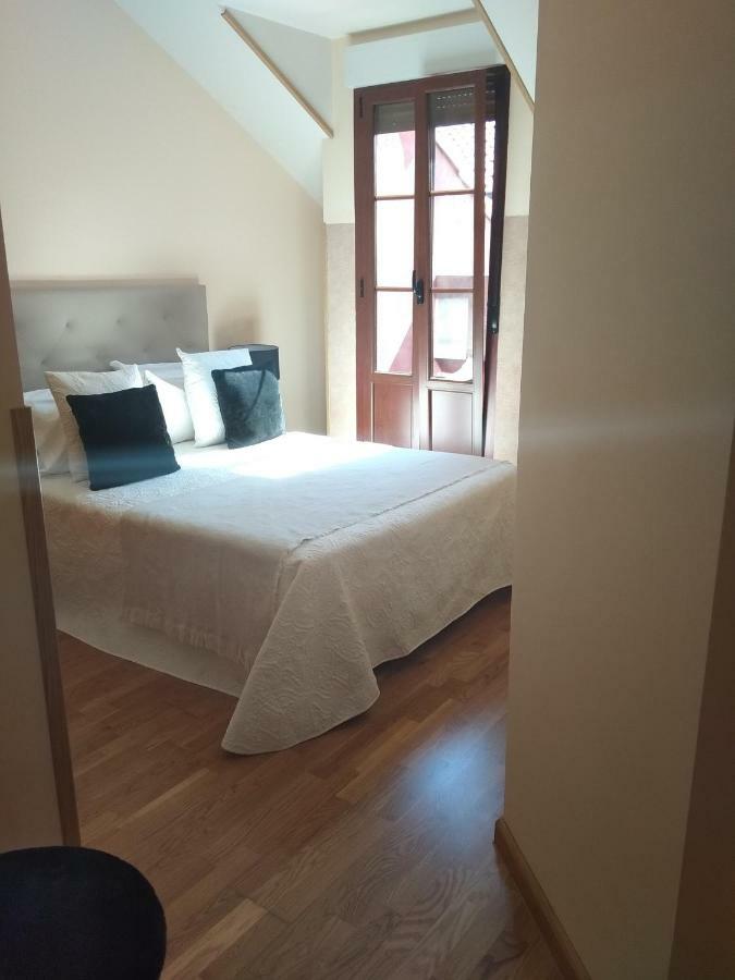 לאון Apartamento Conde Luna מראה חיצוני תמונה